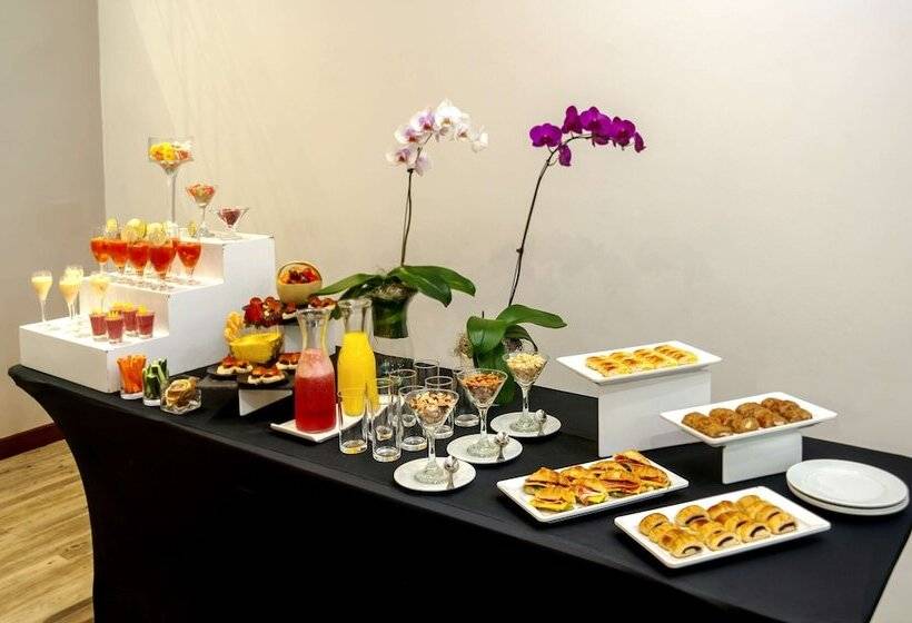 هتل NH Cali Royal