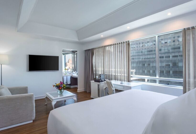 酒店 NH Collection Plaza Santiago