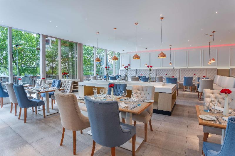 酒店 NH Collection Plaza Santiago