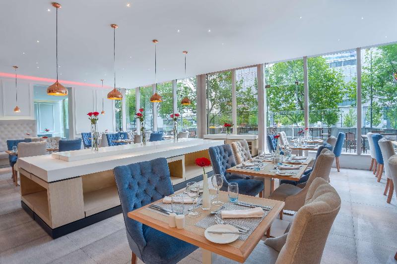 酒店 NH Collection Plaza Santiago