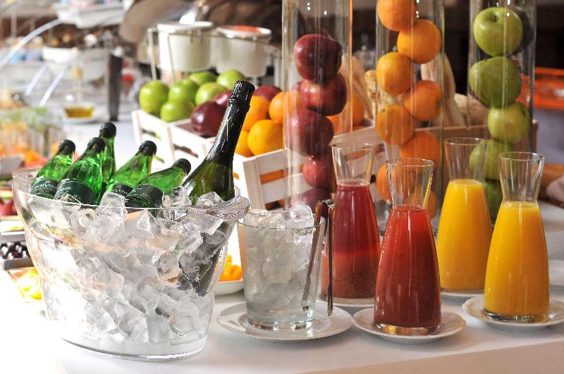 酒店 NH Collection Plaza Santiago