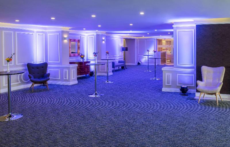 酒店 NH Collection Plaza Santiago