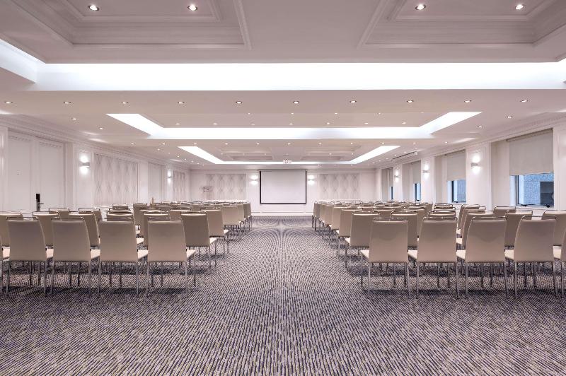 酒店 NH Collection Plaza Santiago