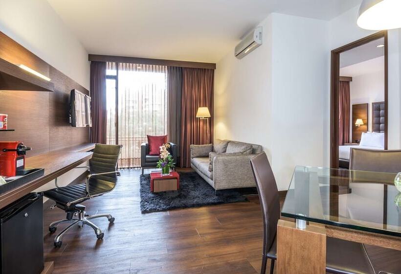 בית מלון כפרי NH Collection Bogota Andino Royal