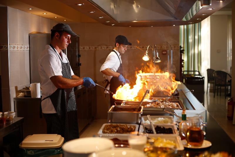 ホテル Olympos Beach