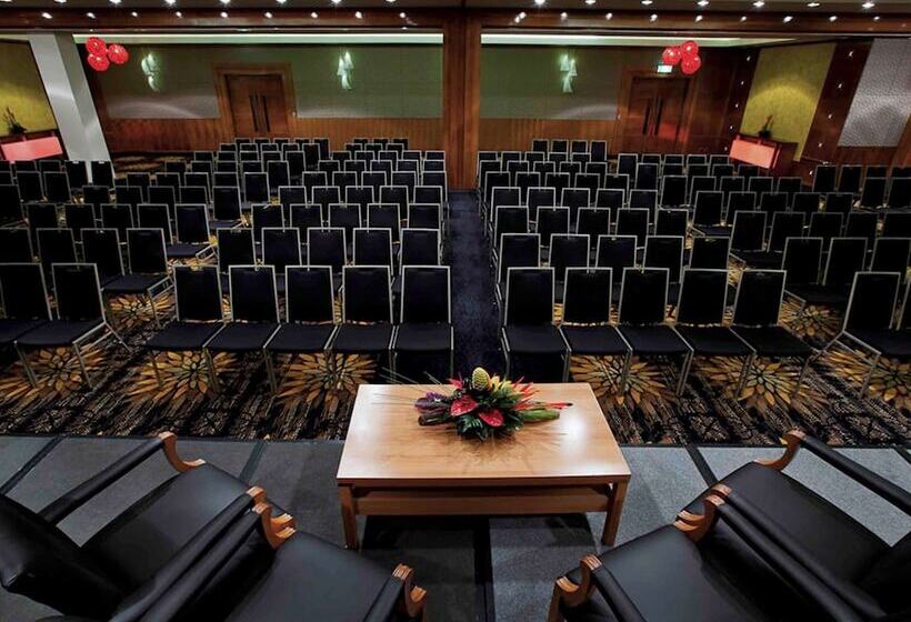 Pullman Reef Hotel Casino