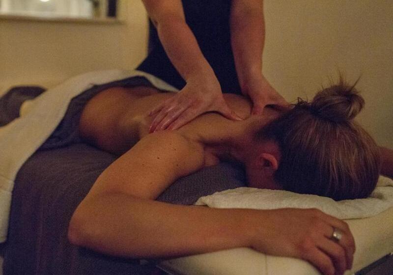 Quality Hotel 11 & Eriksbergshallen