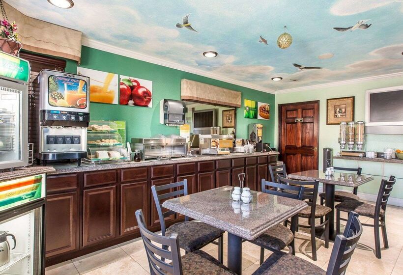 בית מלון כפרי Quality Inn Hemet  San Jacinto