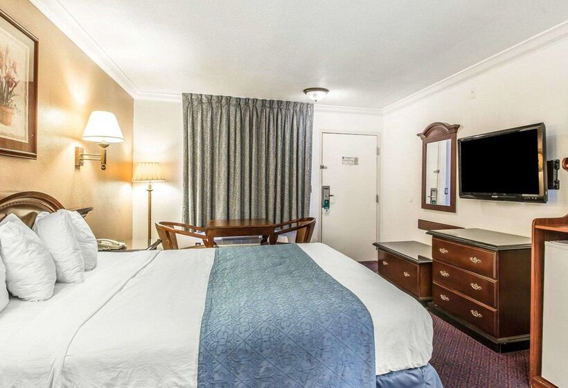 فندق Quality Inn Hemet  San Jacinto