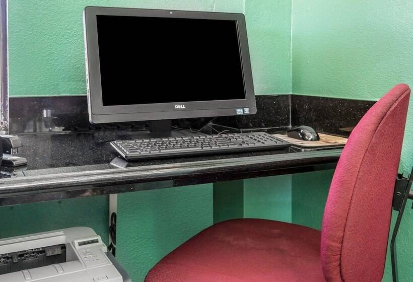 فندق Quality Inn Hemet  San Jacinto