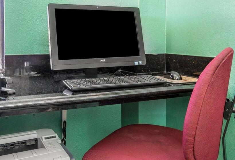 فندق Quality Inn Hemet  San Jacinto