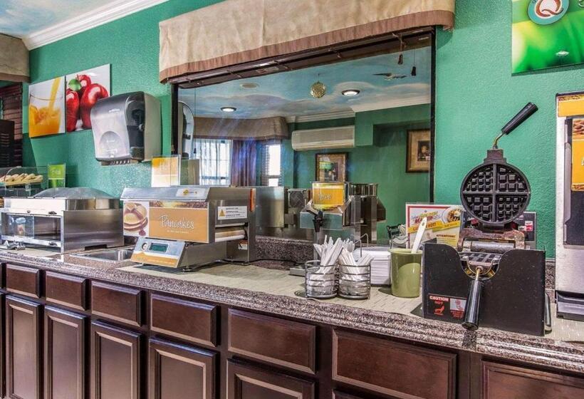 فندق Quality Inn Hemet  San Jacinto