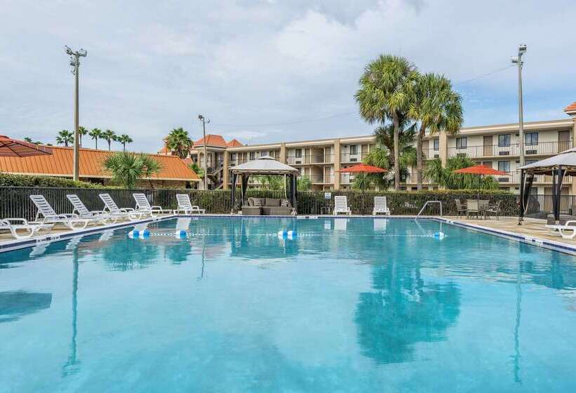 호텔 Quality Inn & Suites Kissimmee By The Lake
