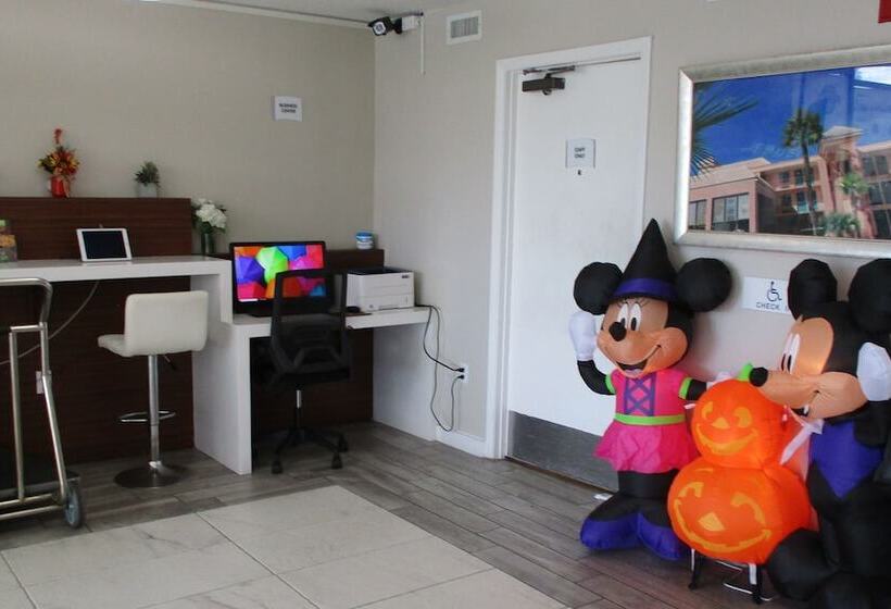 호텔 Quality Inn & Suites Kissimmee By The Lake