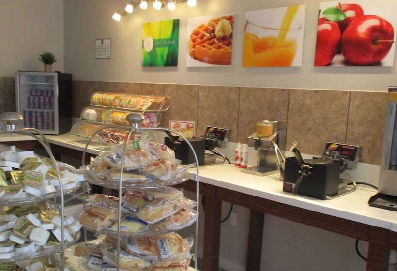 호텔 Quality Inn & Suites Kissimmee By The Lake