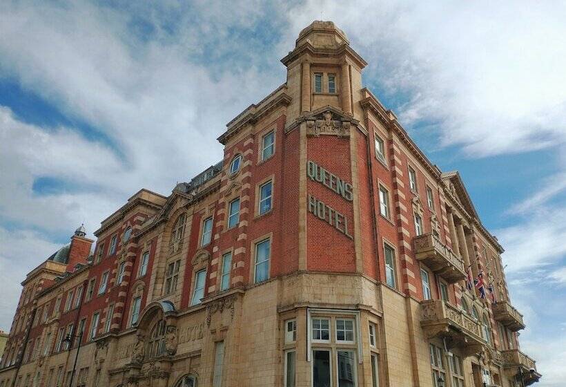 ホテル The Queens