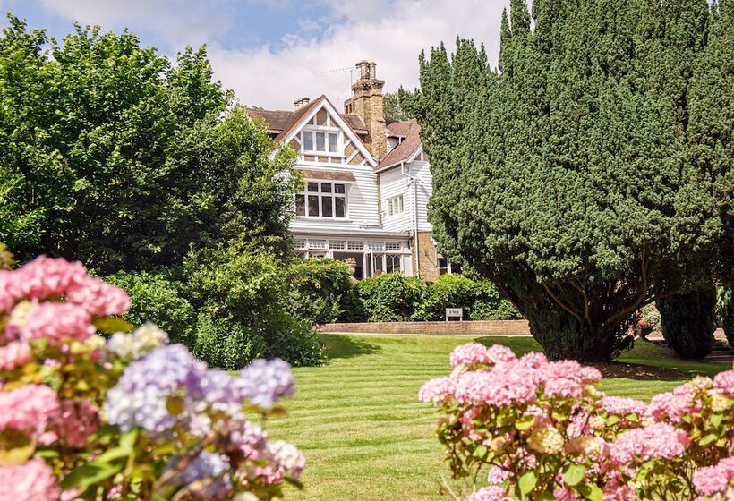 Rowhill Grange Hotel & Utopia Spa