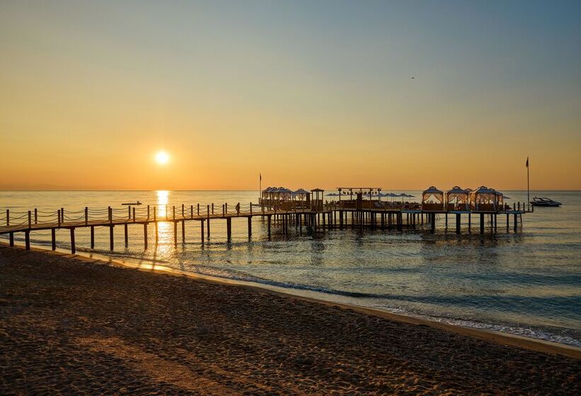 호텔 Movenpick Resort Antalya Tekirova