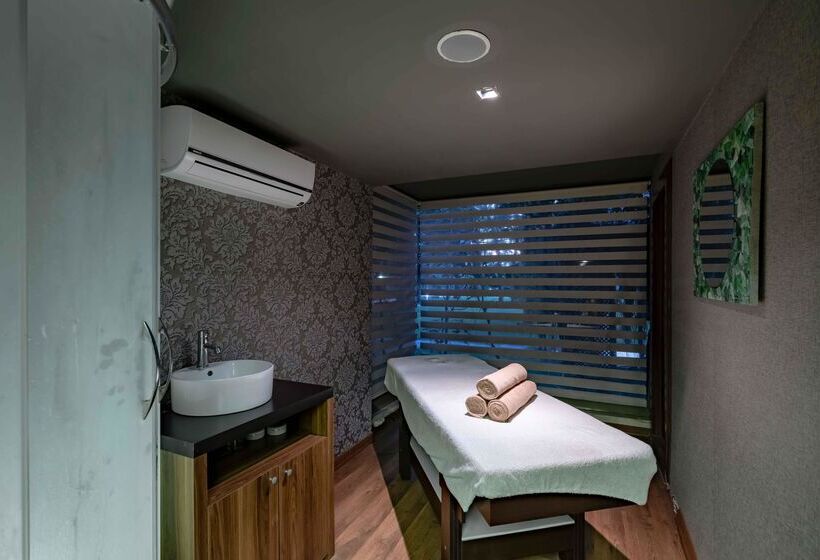 호텔 Movenpick Resort Antalya Tekirova