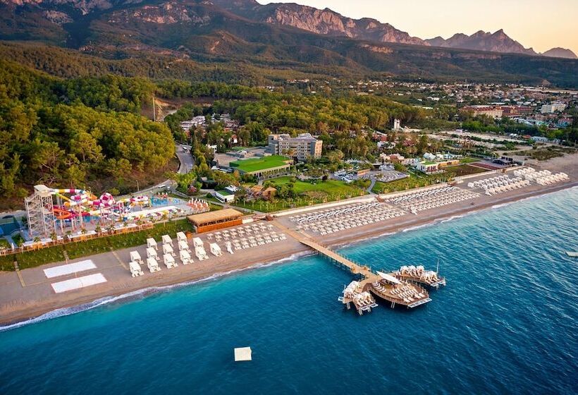 ホテル Movenpick Resort Antalya Tekirova