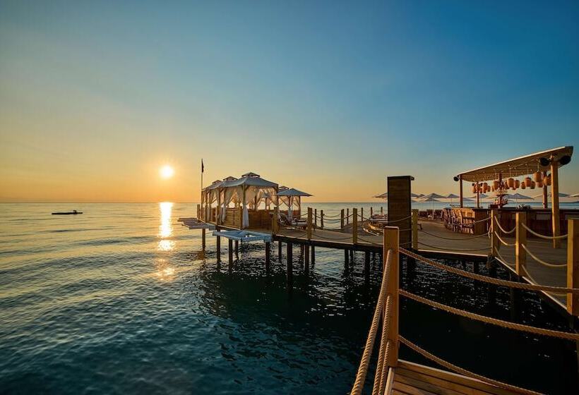 ホテル Movenpick Resort Antalya Tekirova