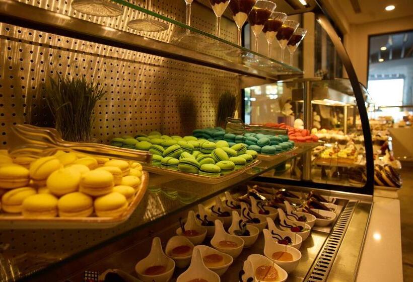 Отель Movenpick Resort Antalya Tekirova