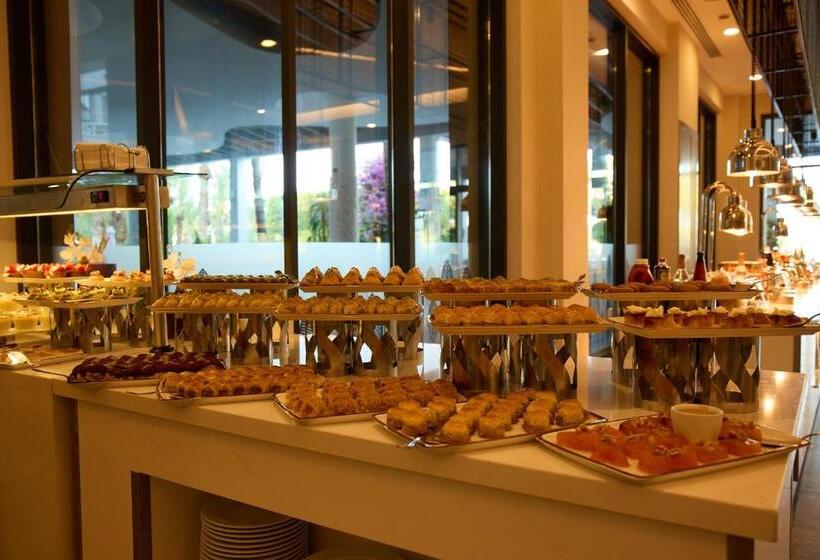 호텔 Movenpick Resort Antalya Tekirova