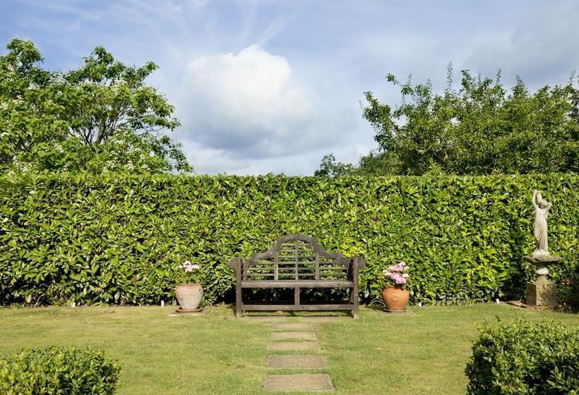 فندق ريفى Hempstead House Hotel & Restaurant