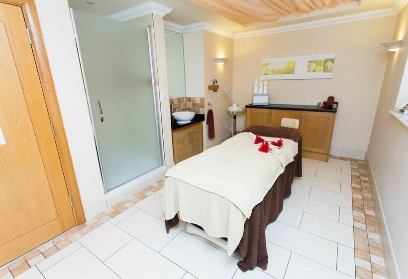 فندق ريفى Hempstead House Hotel & Restaurant