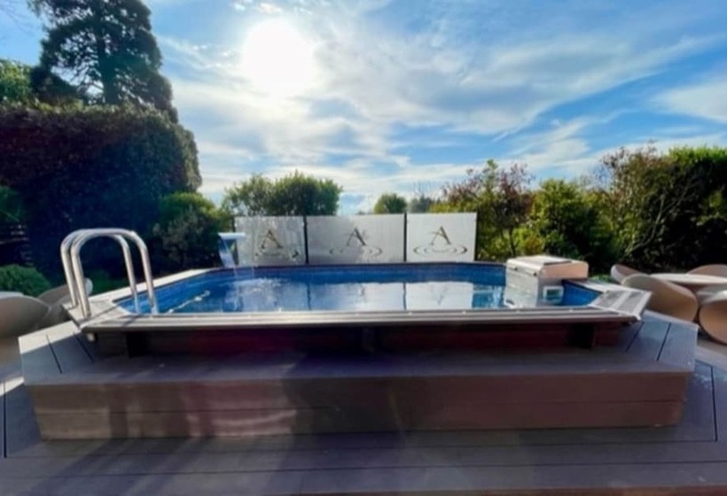 فندق ريفى Hempstead House Hotel & Restaurant