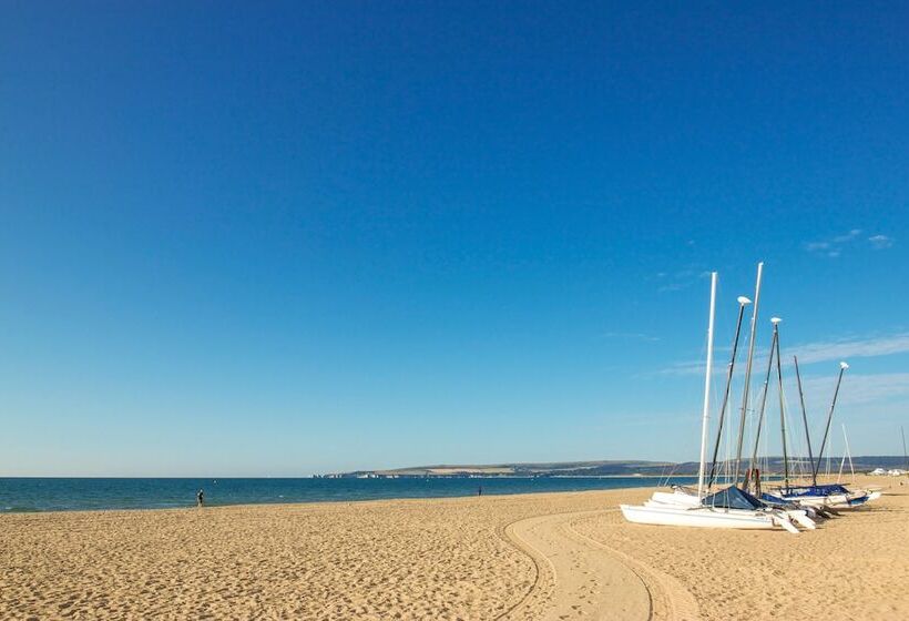 בית מלון כפרי Sandbanks