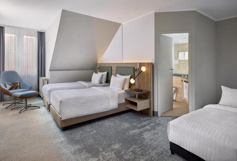 Отель Schwerin Seven Lakes