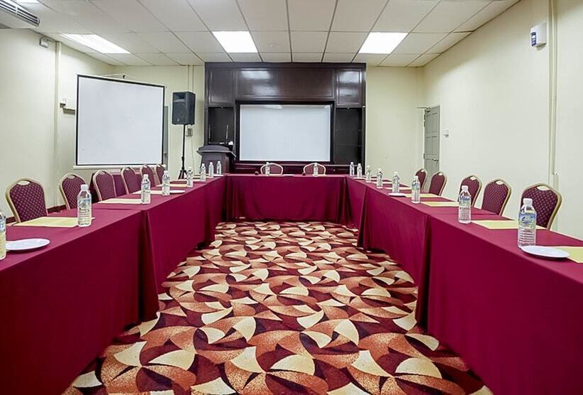 Отель Seri Malaysia Ipoh