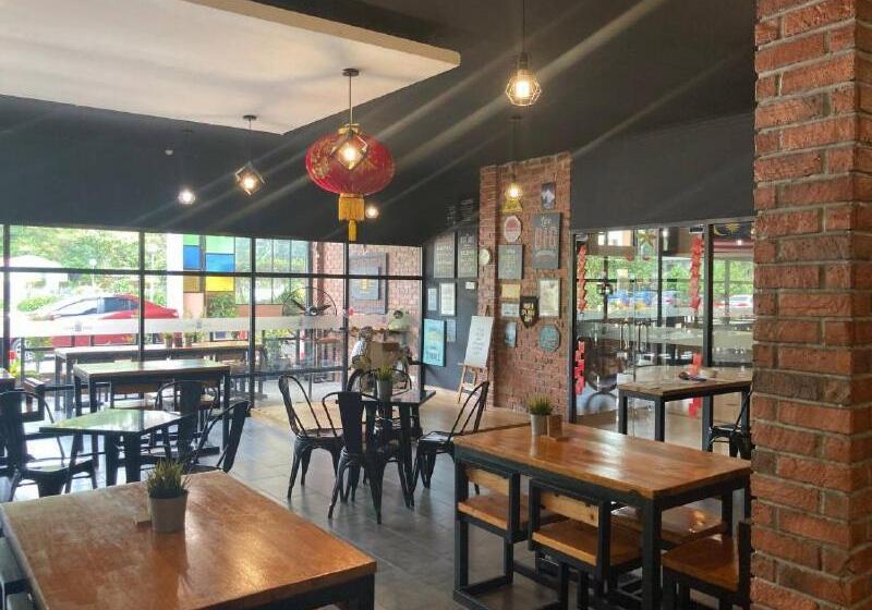 Отель Seri Malaysia Ipoh