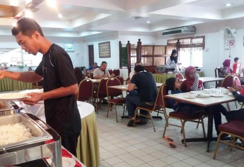 בית מלון כפרי Seri Malaysia Mersing