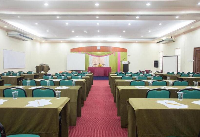 فندق Seri Malaysia Rompin