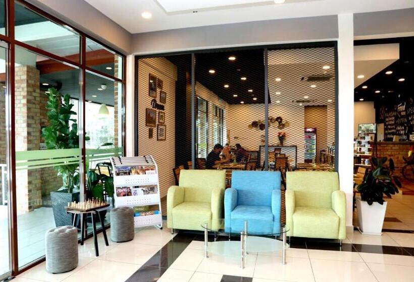 בית מלון כפרי Seri Malaysia Seremban