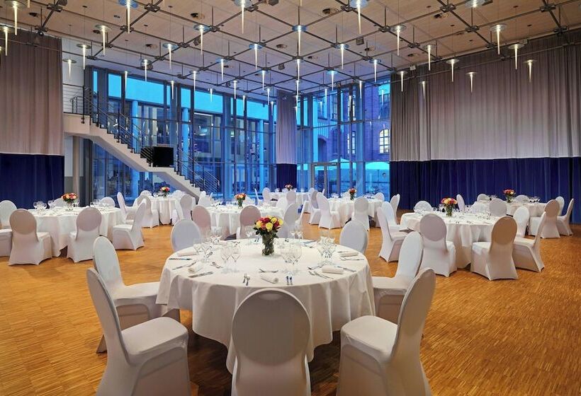 酒店 Sheraton Hannover Pelikan