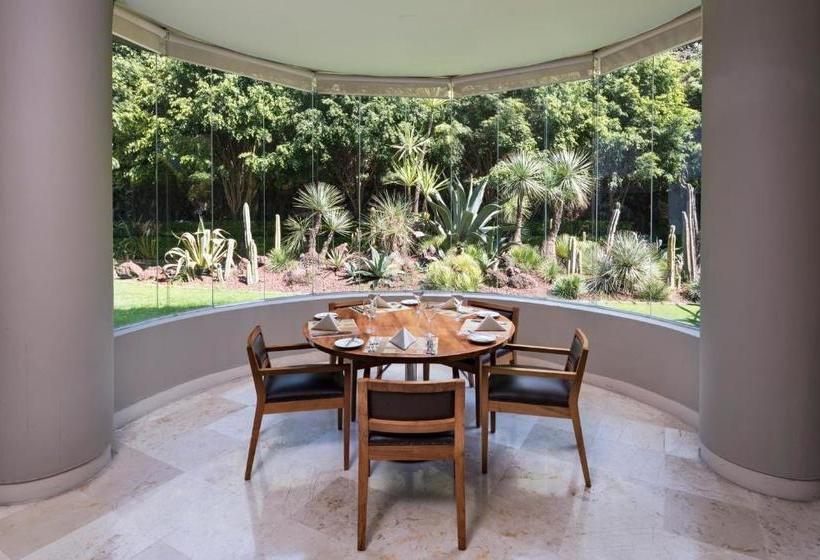 ホテル Sheraton Mexico City Santa Fe