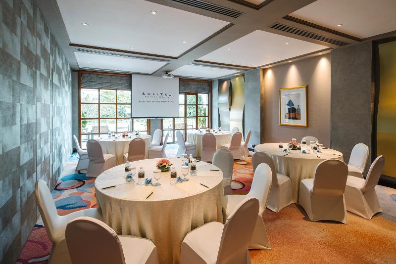 هتل Sofitel Singapore Sentosa Resort & Spa