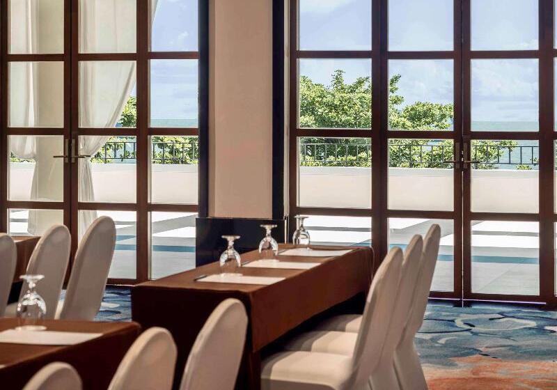 هتل Sofitel Singapore Sentosa Resort & Spa