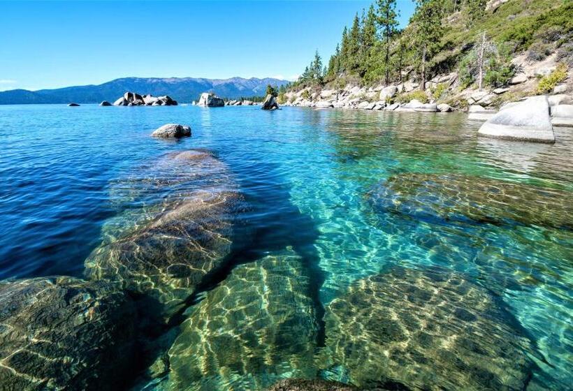 Отель Tahoe Summit Village
