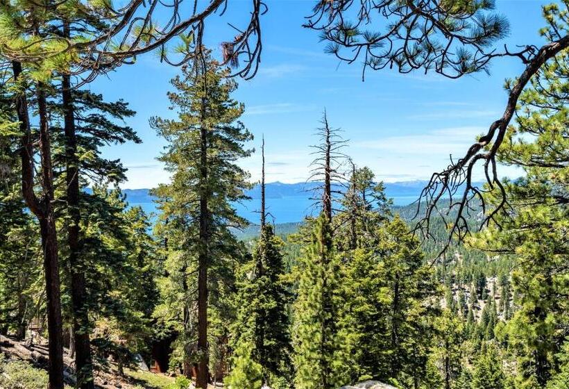 Отель Tahoe Summit Village