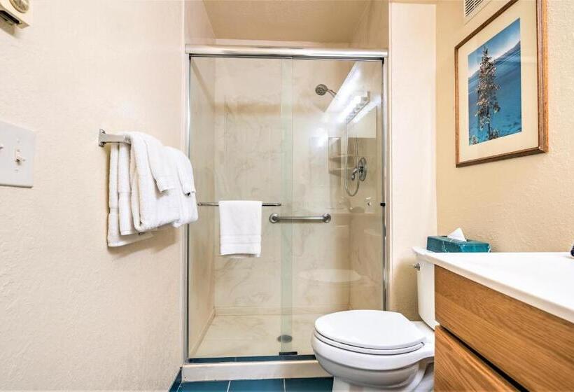 Отель Tahoe Summit Village