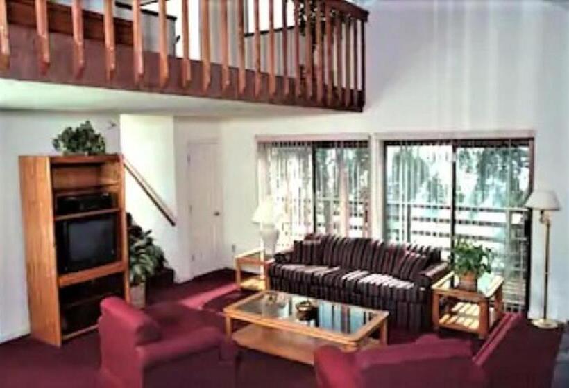 Отель Tahoe Summit Village