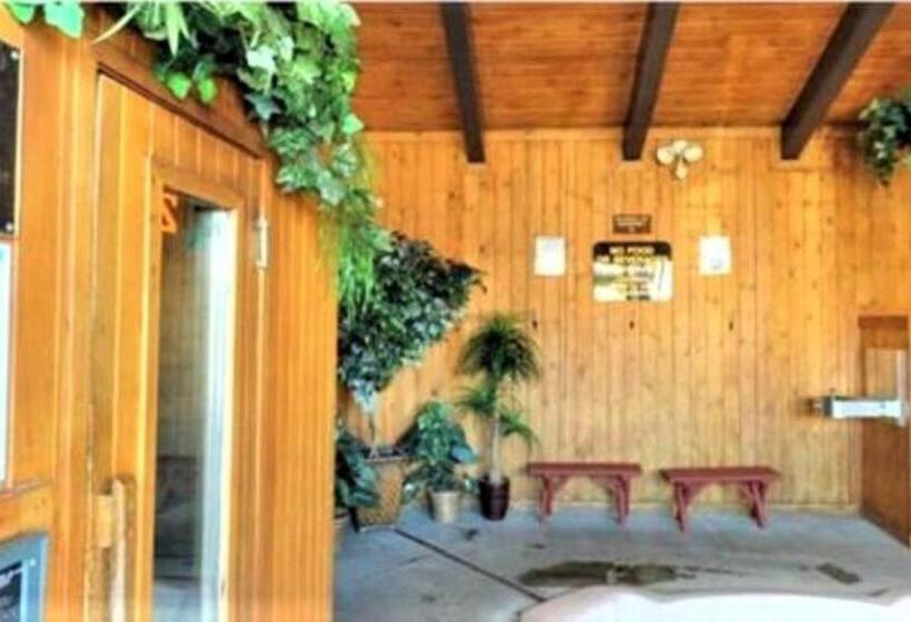 Отель Tahoe Summit Village