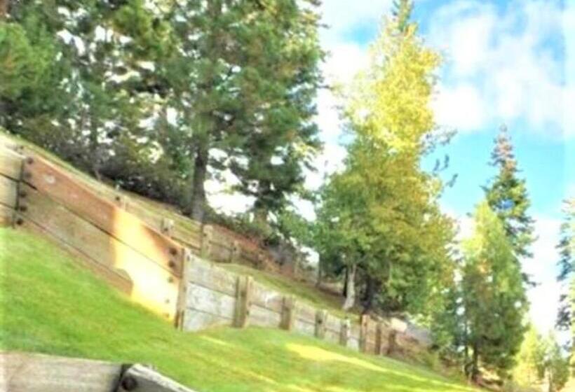 Отель Tahoe Summit Village