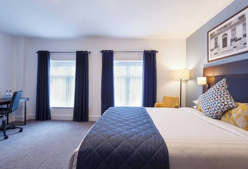 בית מלון כפרי Temple Bar