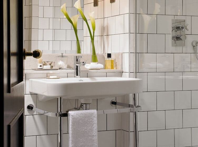 בית מלון כפרי Temple Bar