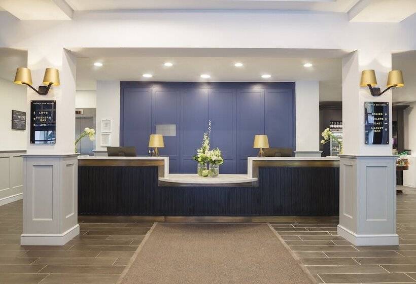 בית מלון כפרי Temple Bar